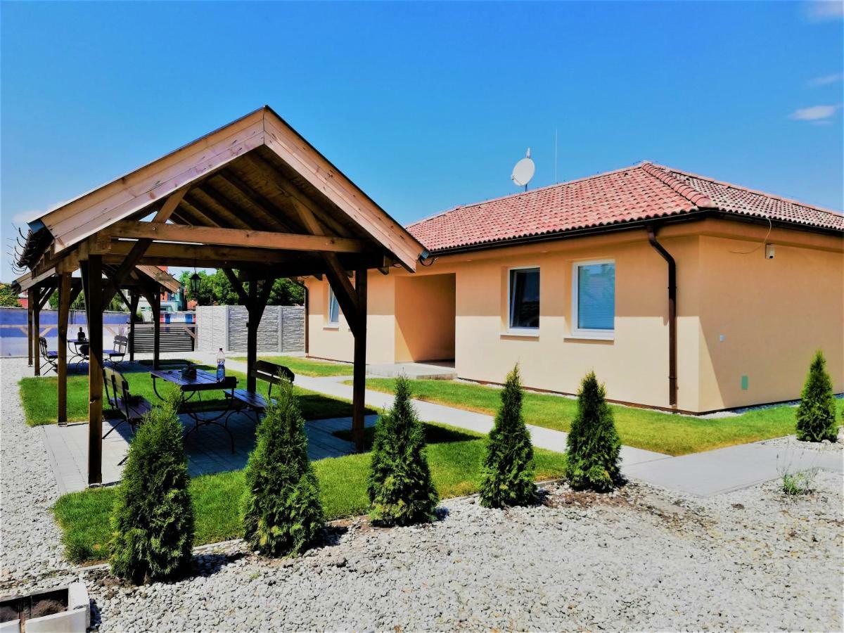 Balbo Apartment Veľký Meder Екстериор снимка